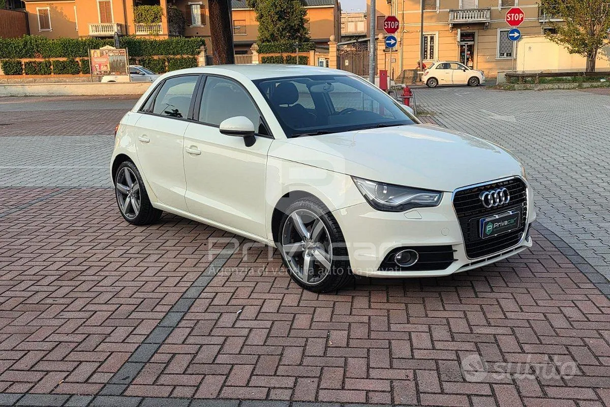 Audi A1 2012 photo 3
