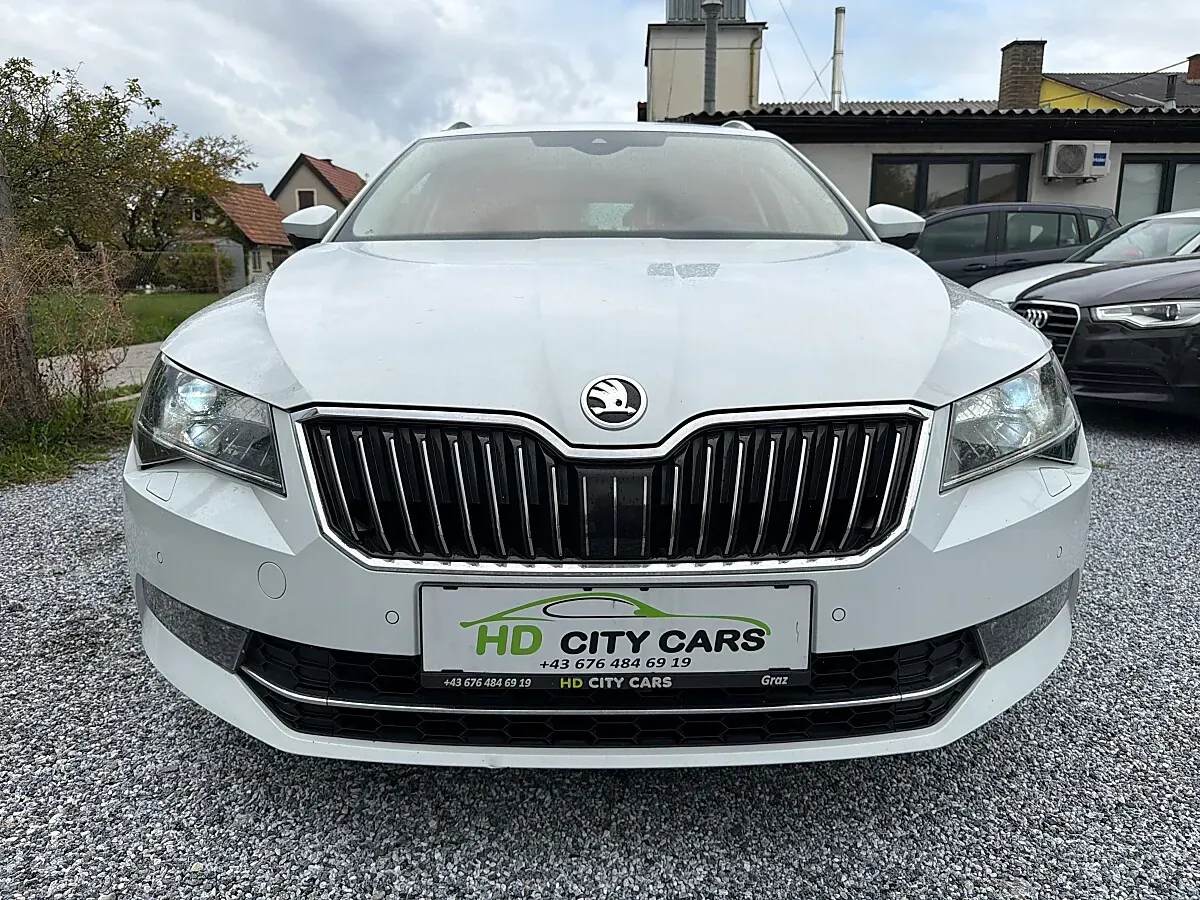 Skoda Superb 2017 photo 2