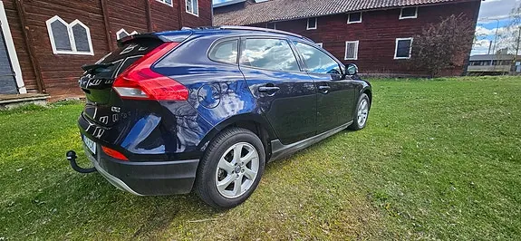 Volvo V40 Cross Country 2016 photo 3