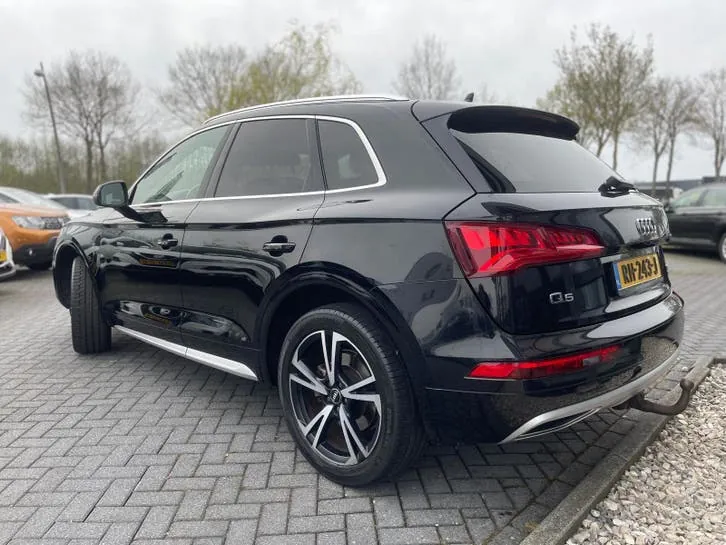 Audi Q5 2018 photo 3