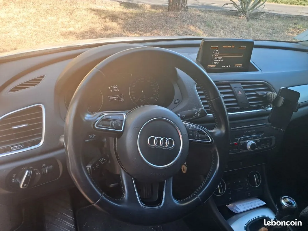 Audi Q3 2016 photo 3
