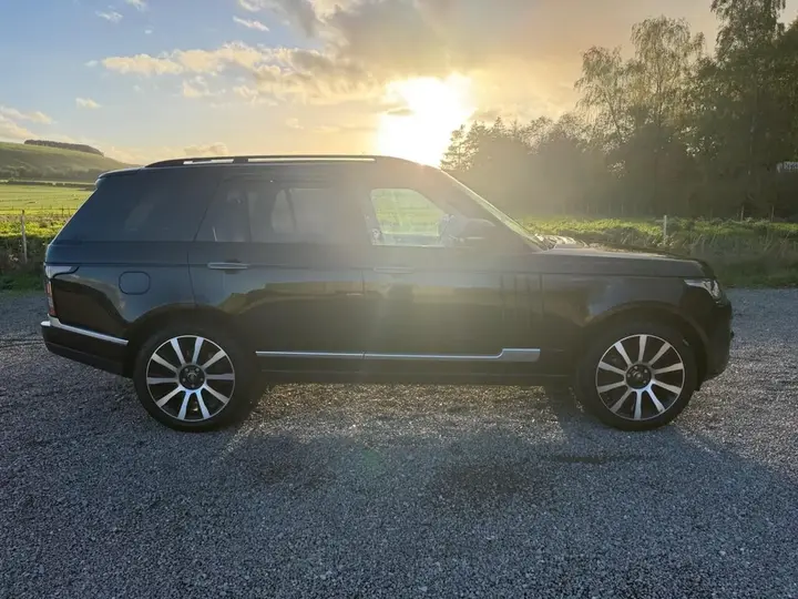 Land Rover Range Rover 2017 photo 2