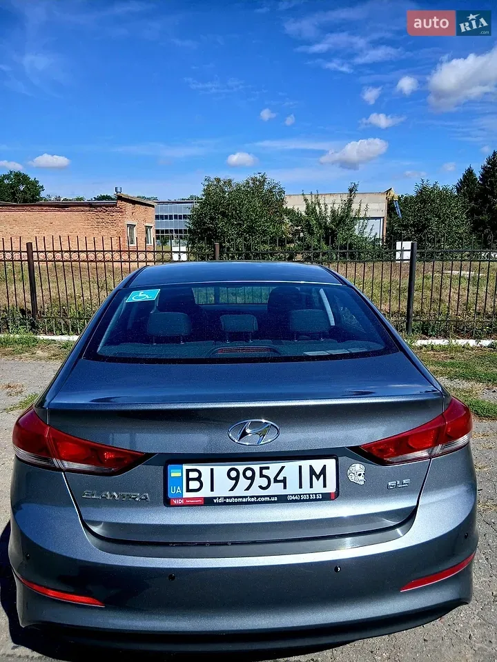 Hyundai Elantra 2018 photo 4