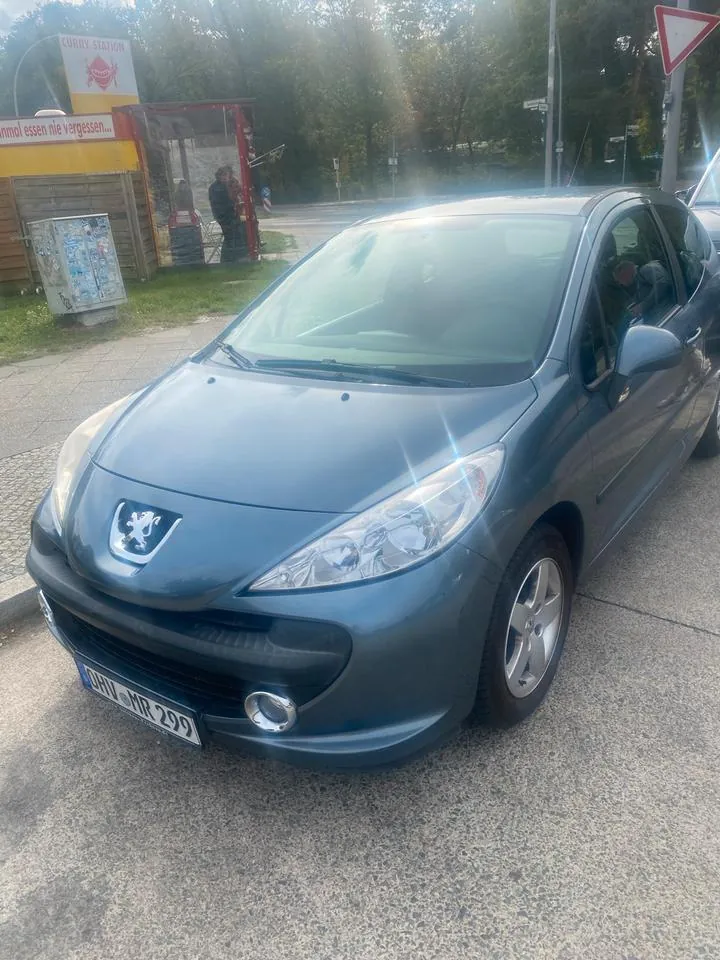 Peugeot 207