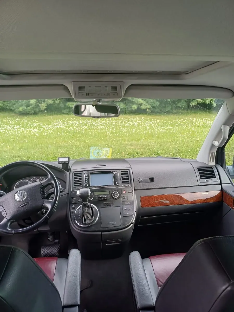Volkswagen Multivan