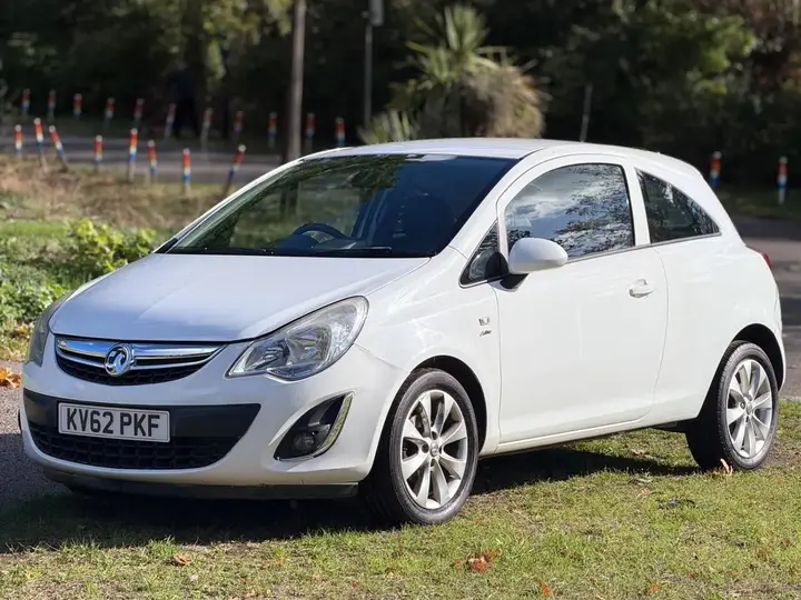 Vauxhall Corsa 2012 photo 5
