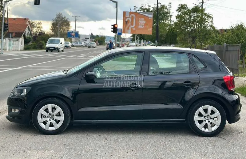 Volkswagen Polo 2011 photo 3