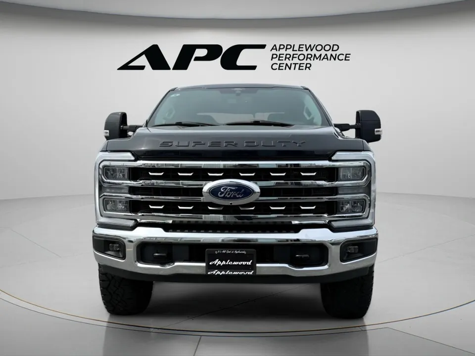 Ford F350 2024 photo 3