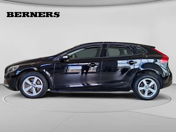 Volvo V40 2016 photo 2