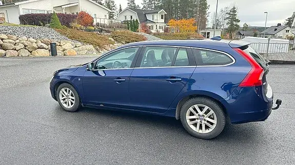 Volvo V60 2015 photo 4
