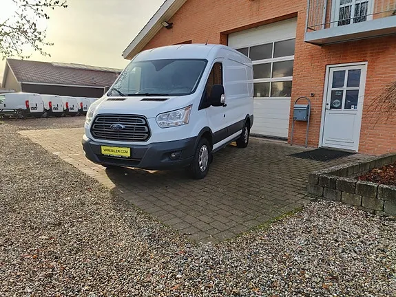Ford Transit 350 L2 Van 2019 photo 3
