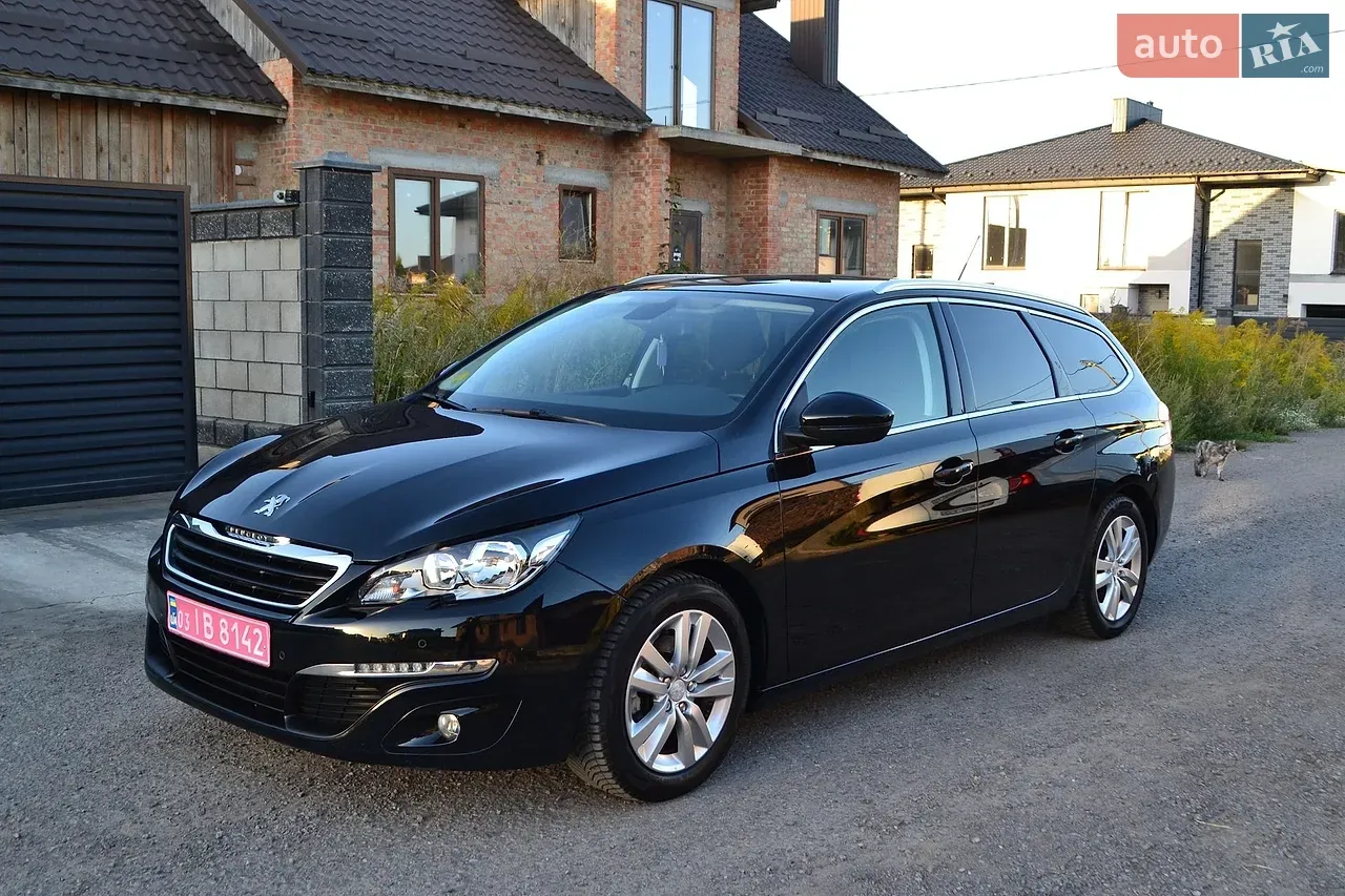 Peugeot 308 2015 photo 2