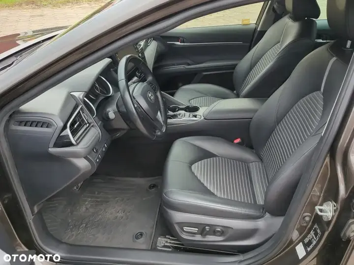Toyota Camry 2023 photo 5