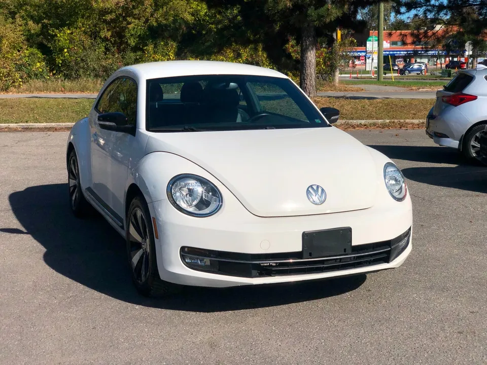 Volkswagen Beetle 2012 photo 3