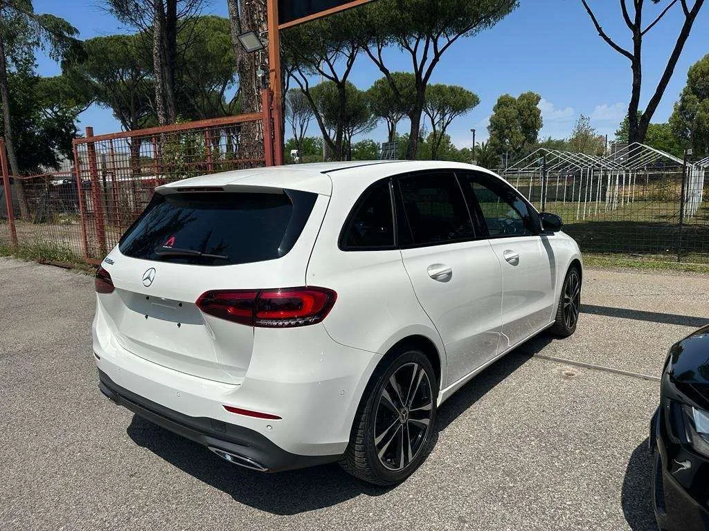 Mercedes-Benz B-Class 2019 photo 5