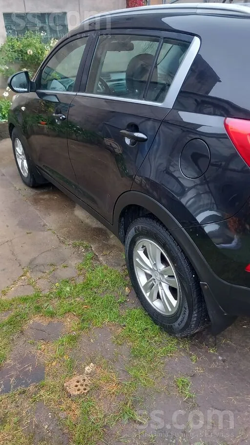 Kia Sportage 2012 photo 2