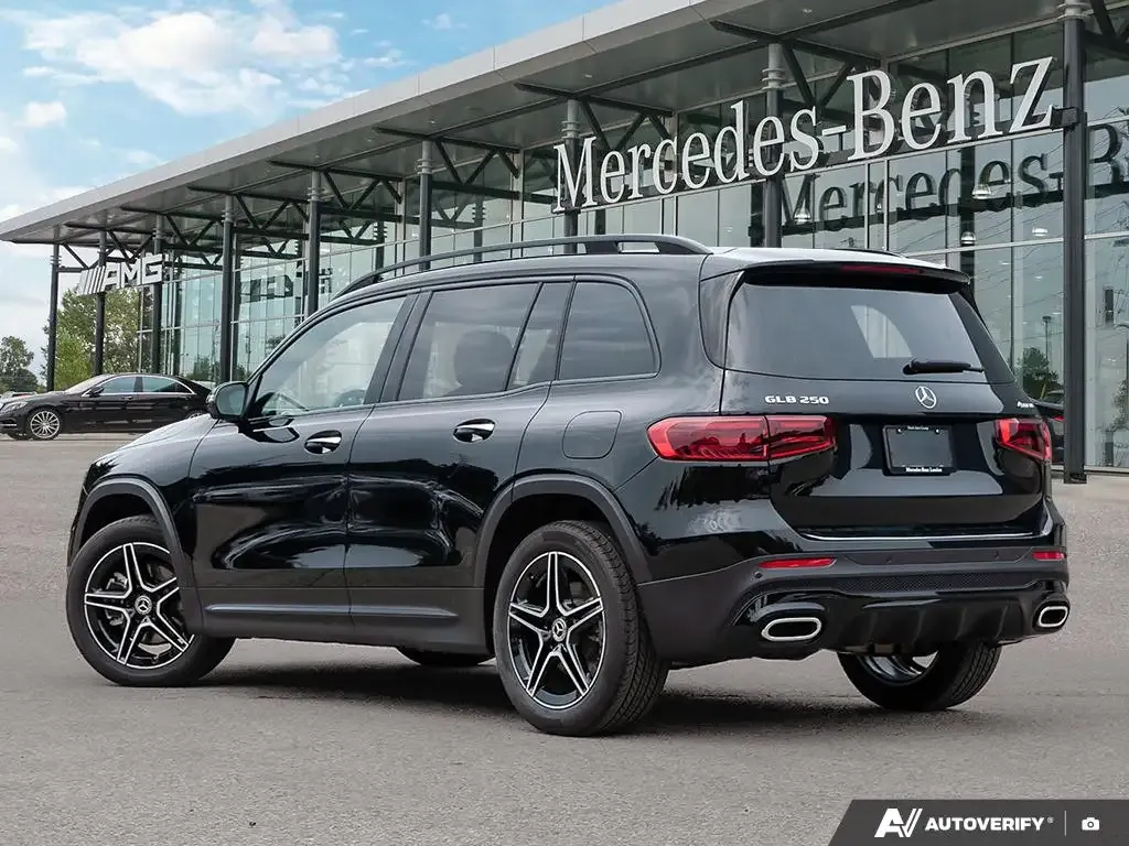 Mercedes-Benz Glb 2026 photo 4