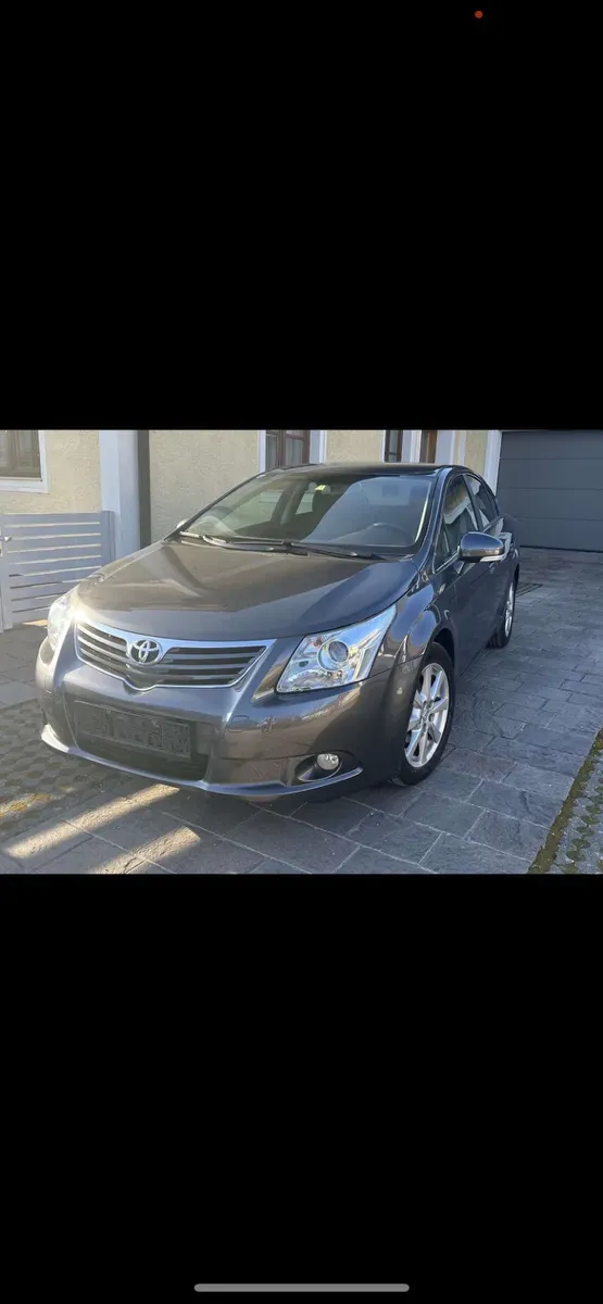 Toyota Avensis 2009 photo 2