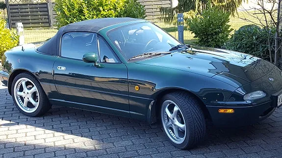 Mazda Mx-5 1997 photo 2