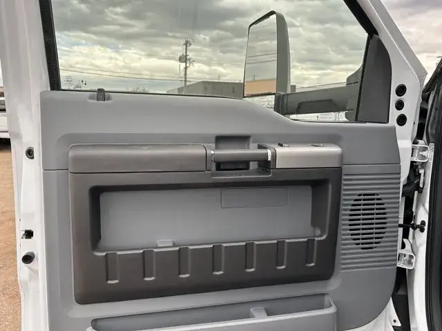 Ford F-750 2027 photo 5