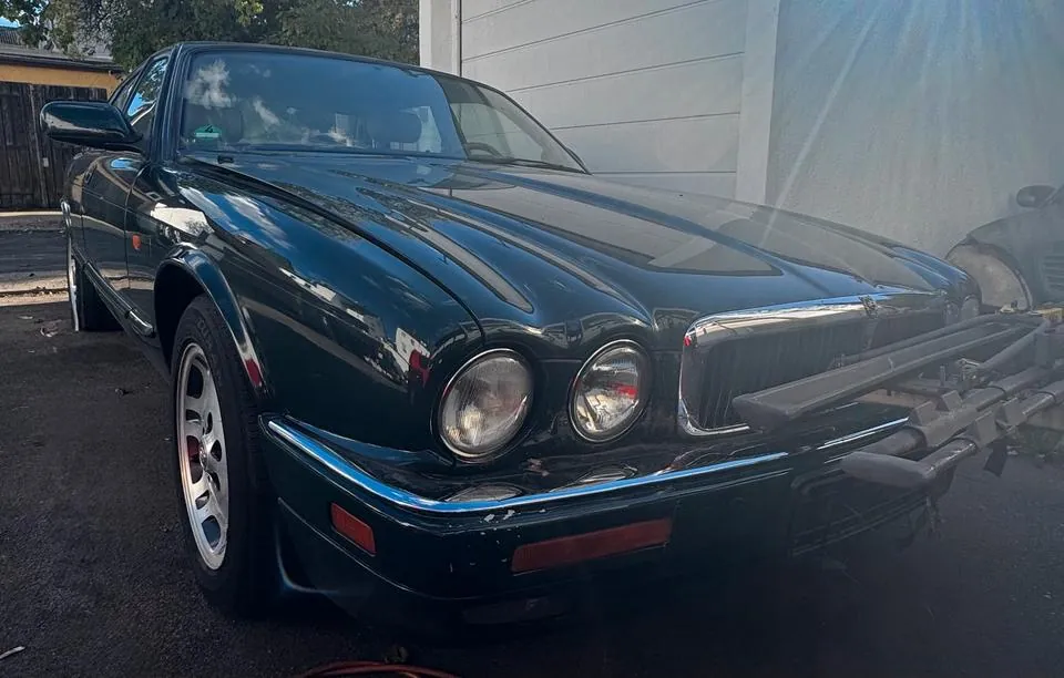 Jaguar Xj
