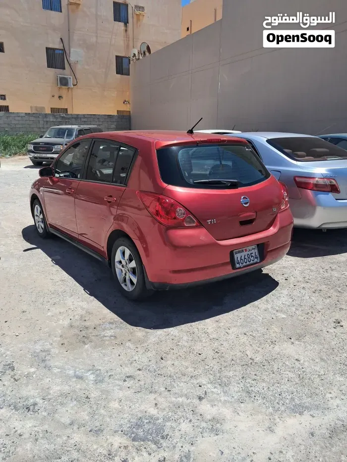 Nissan Tiida 2008 photo 2