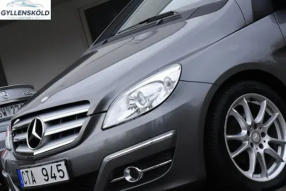 Mercedes-Benz B 180 2011 photo 5