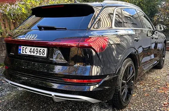 Audi E-Tron