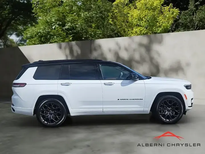 Jeep Grand Cherokee L 2025 photo 4