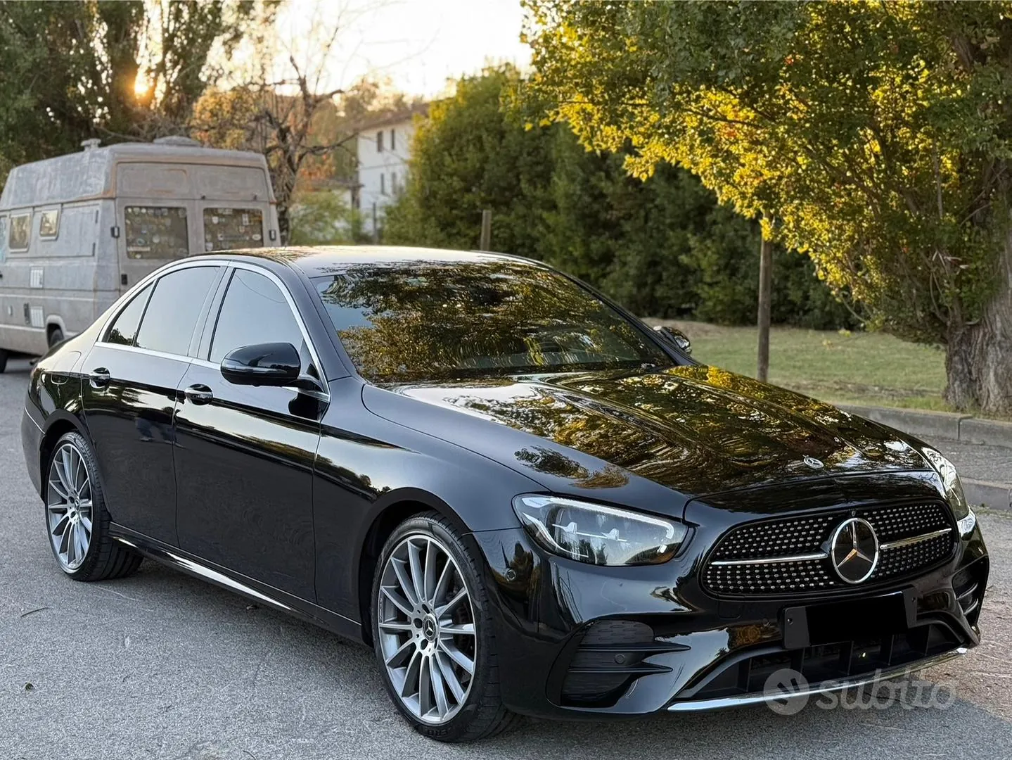 Mercedes-Benz E300 2021 photo 2