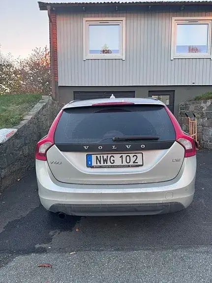 Volvo V60 2013 photo 2
