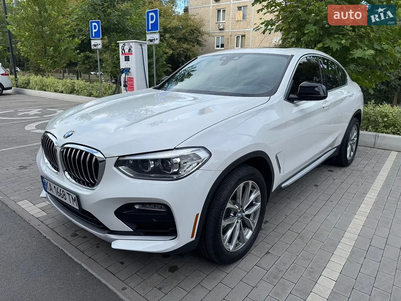 BMW X4 2019 photo 4