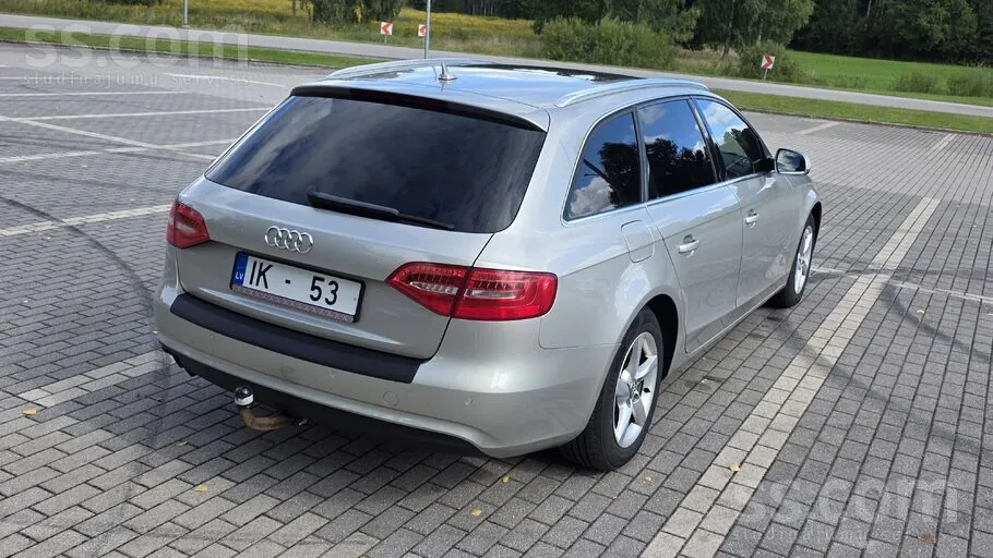 Audi A4 2012 photo 5
