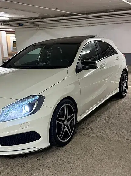Mercedes-Benz A 180 2015 photo 2