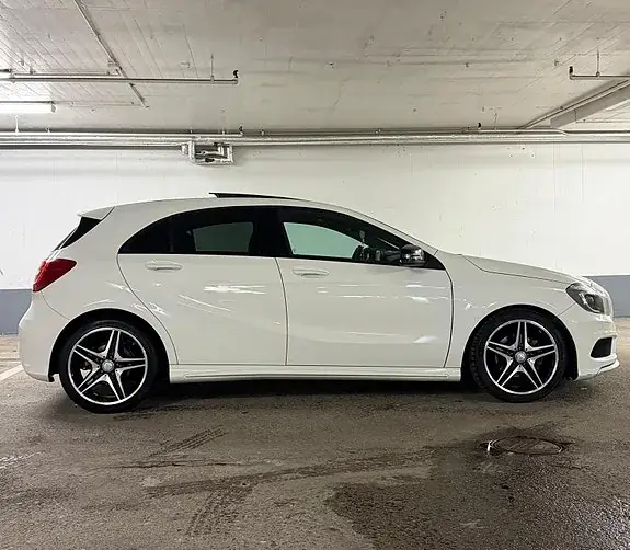 Mercedes-Benz A 180 2015 photo 5