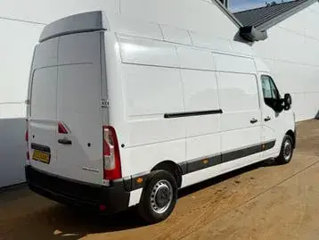 Renault Master 2024 photo 2