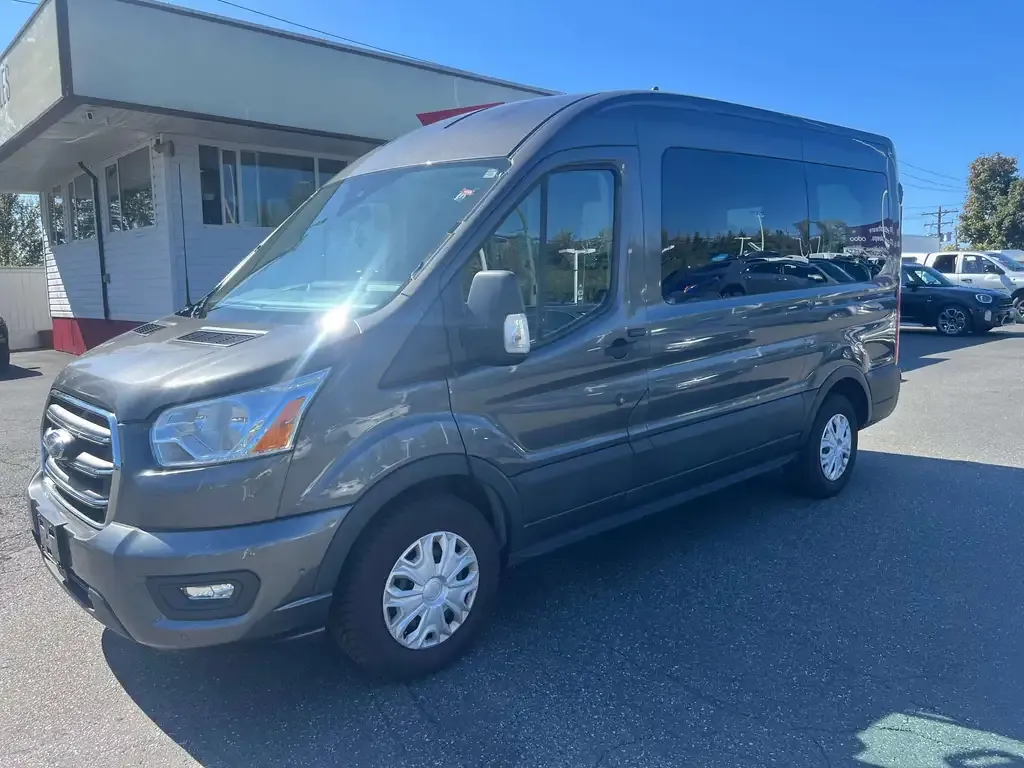 Ford Transit Passenger Wagon