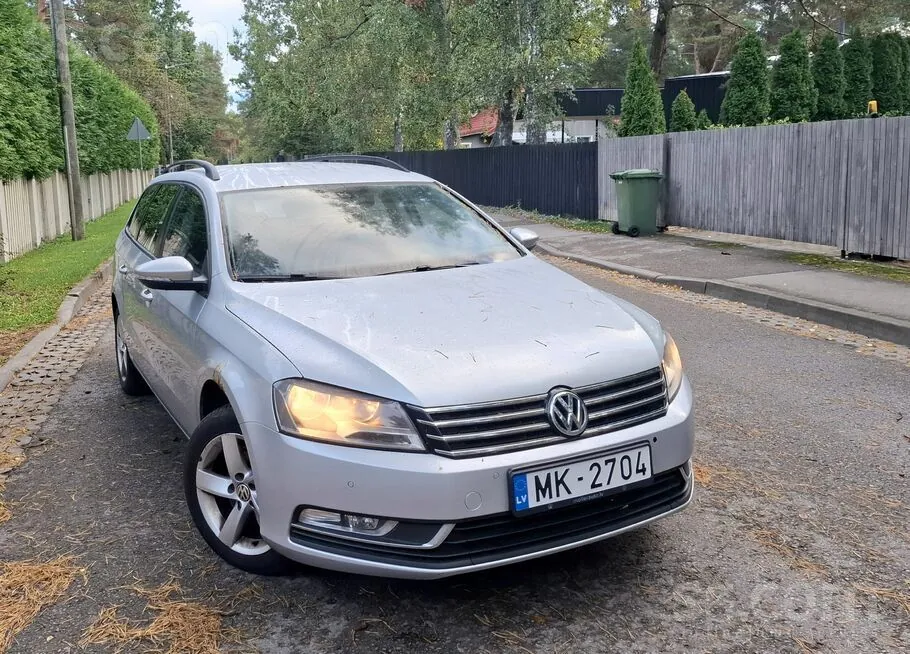 Volkswagen Passat 2012 photo 5