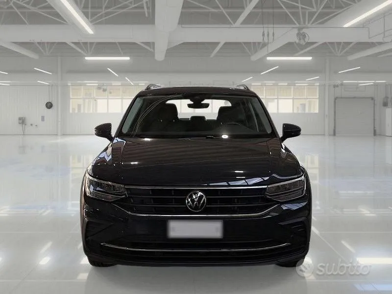 Volkswagen Tiguan 2023 photo 2