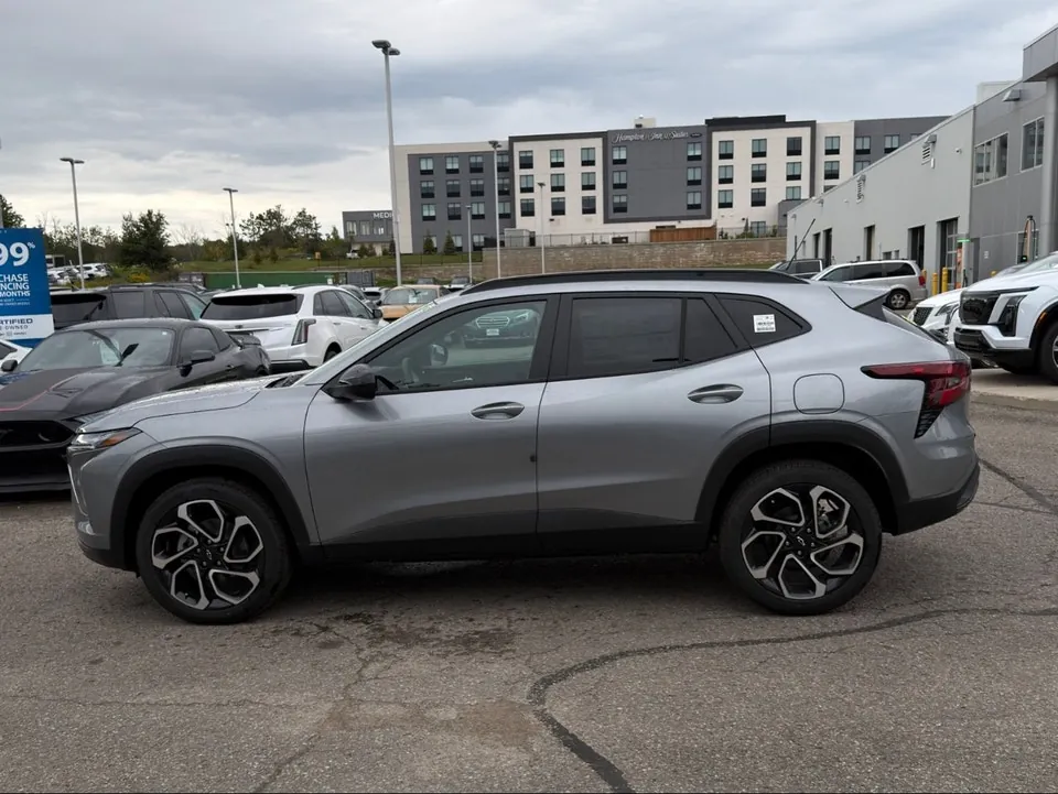 Chevrolet Trax 2026 photo 2