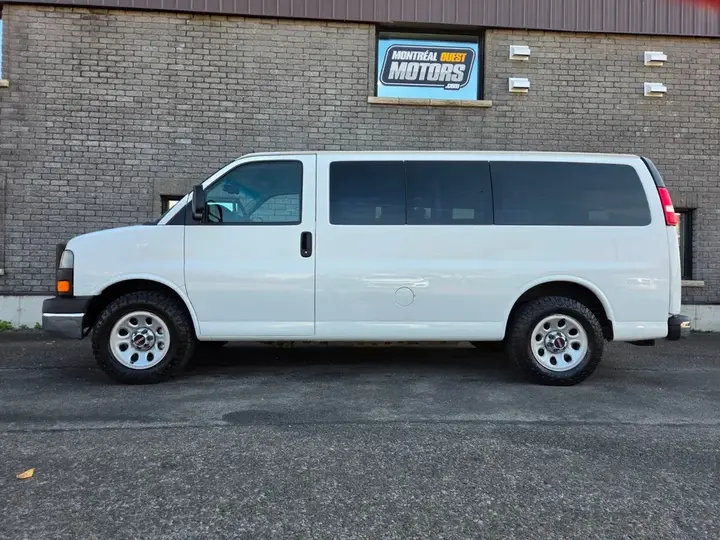 GMC Savana 2013 photo 4
