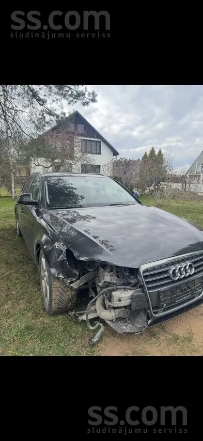 Audi A4 2009 photo 2