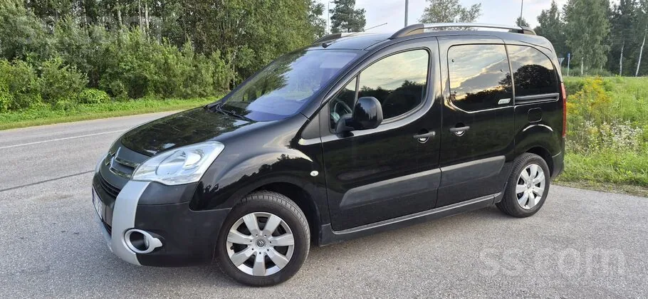 Citroen Berlingo 2011 photo 3