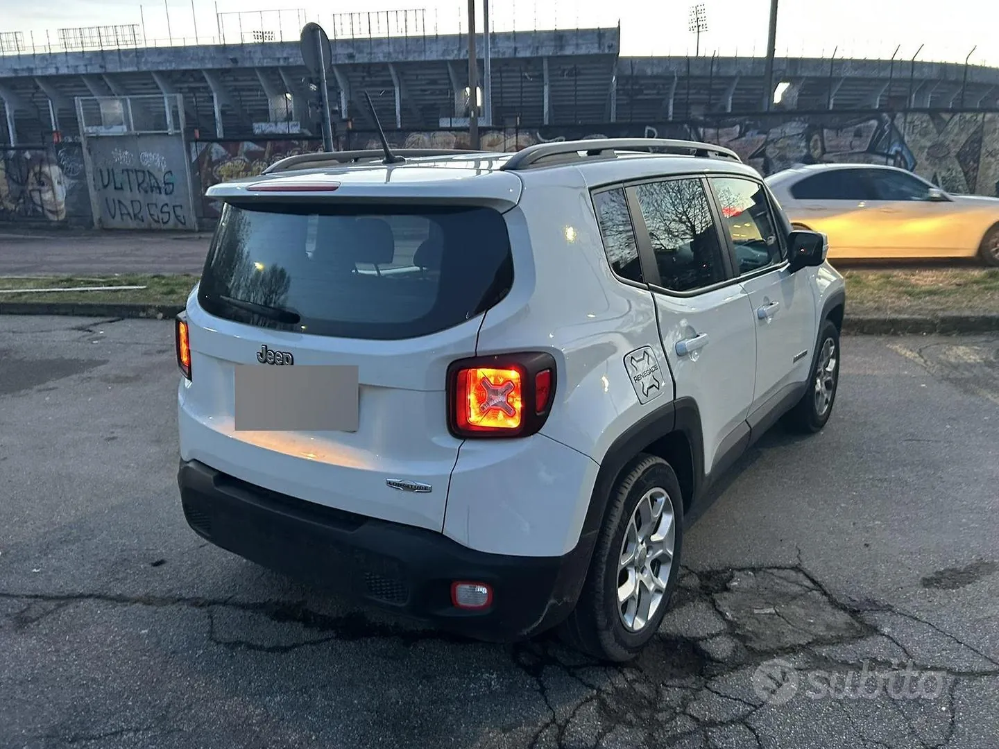 Jeep Renegade 2016 photo 4