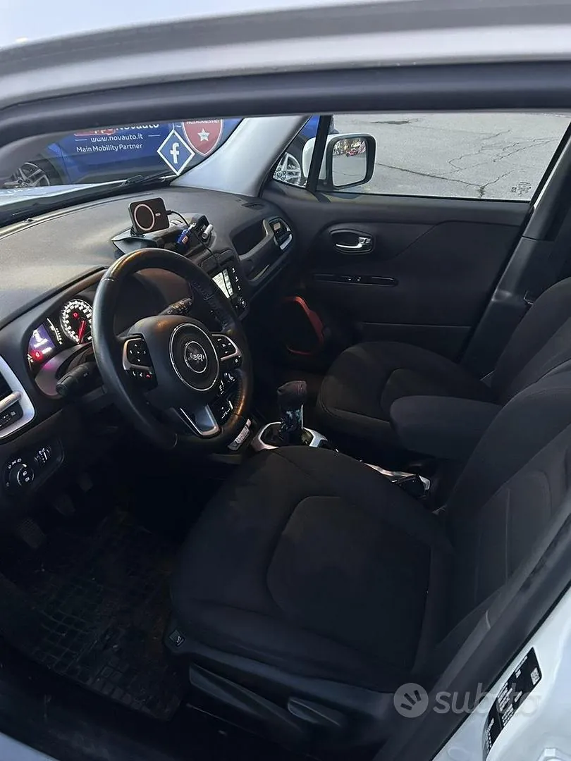 Jeep Renegade 2016 photo 5