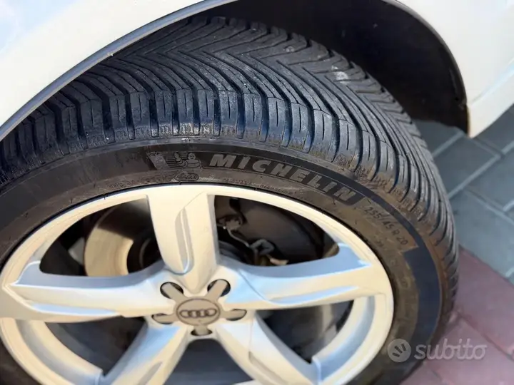 Audi Q5 2009 photo 3