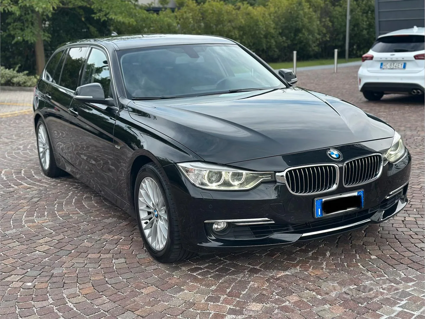 BMW 330D 2013 photo 4