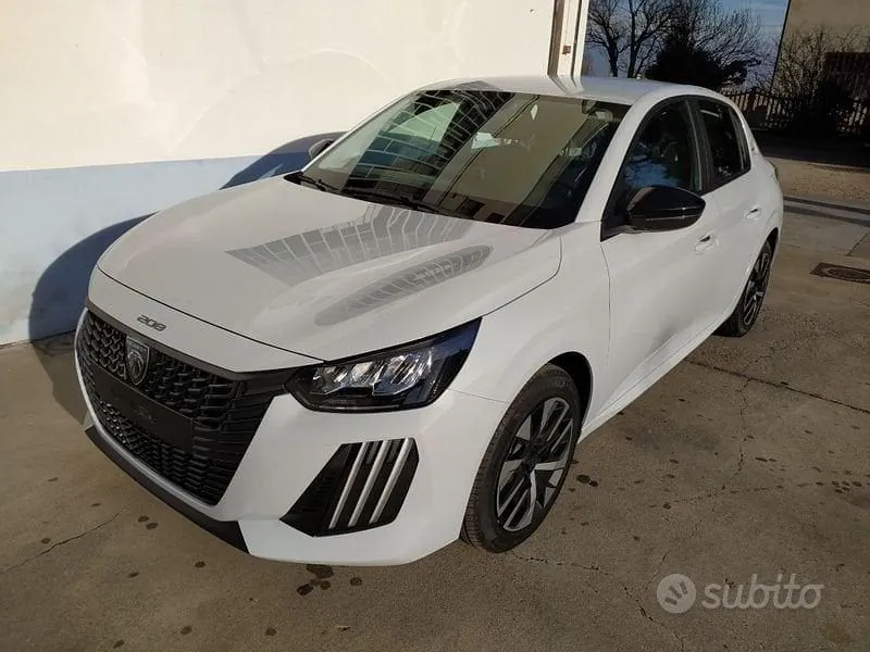 Peugeot 208 2025 photo 3