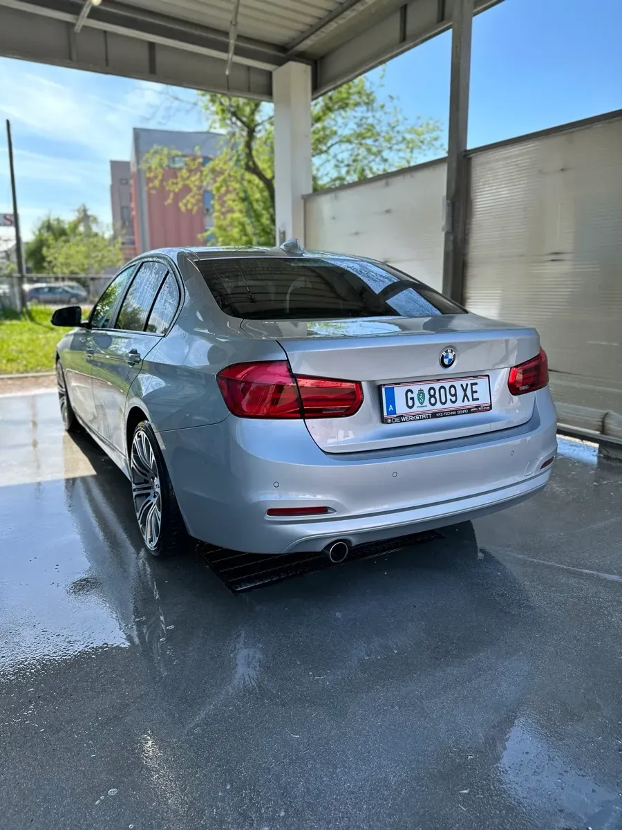 BMW 3 Series 2016 photo 2