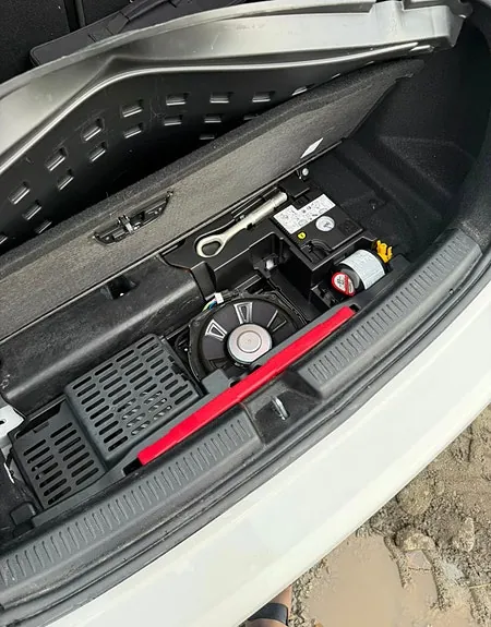 Mercedes-Benz A250 E 2021 photo 4